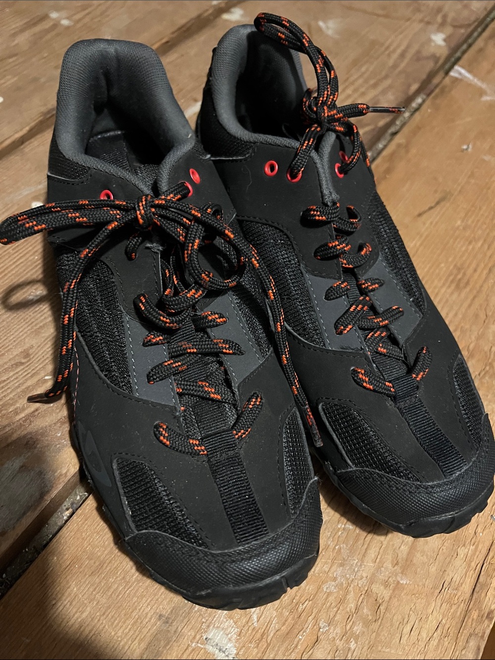 Giro Mens Clip-in Bike Shoes